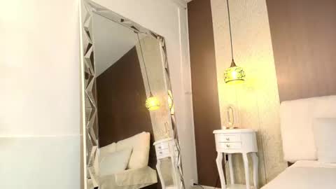 Snapshot of tiifany_baker chatting on October 16, 2025, 10:33 pm T I F F A N Y online show from October 16, 2025, 10:33 pm