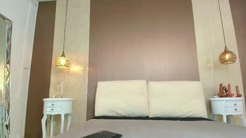 Snapshot of tiifany_baker chatting on November 1, 2025, 7:49 pm T I F F A N Y online show from November 1, 2025, 7:49 pm