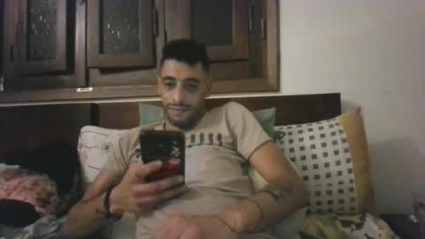 Snapshot of tiko0oz chatting on April 3, 2026, 11:25 pm Tiko0oz online show from April 3, 2026, 11:25 pm