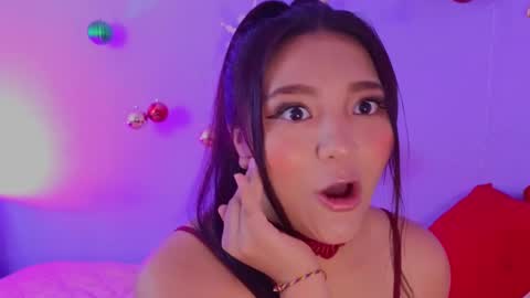 Tila Tequila online show from December 30, 2024, 4:20 am