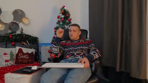 ask me online show from December 27, 2024, 10:37 pm