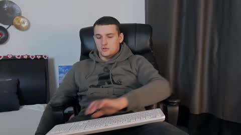 ask me online show from February 15, 2025, 2:33 pm