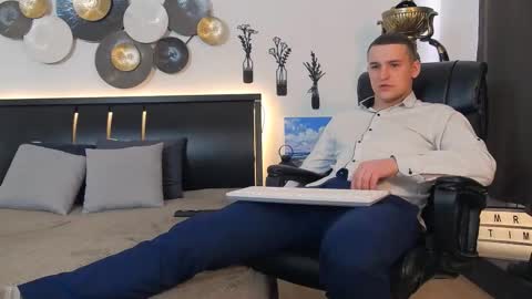 ask me online show from February 24, 2025, 10:37 am