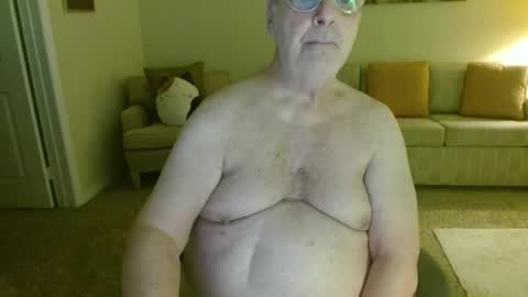 timealone120000 online show from October 18, 2025, 12:02 am