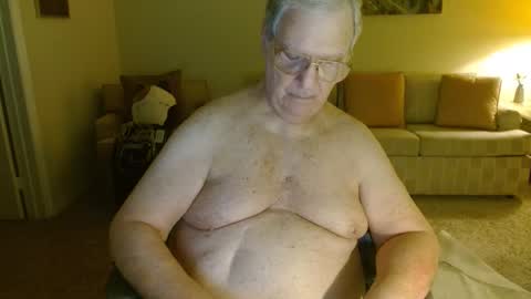 timealone120000 online show from November 7, 2025, 1:16 am