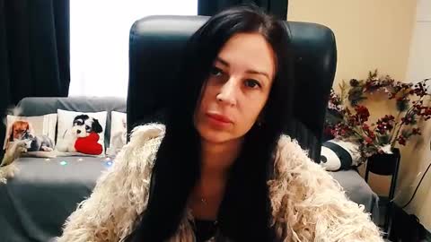 Luisa online show from September 15, 2025, 9:31 am