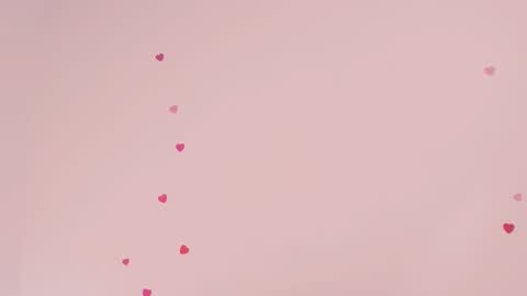 T I N A online show from September 21, 2025, 6:09 pm