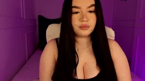 hi im curvy babyface girlie Tina online show from April 4, 2026, 7:06 am