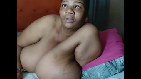 tinagiant online show from February 7, 2026, 8:56 pm