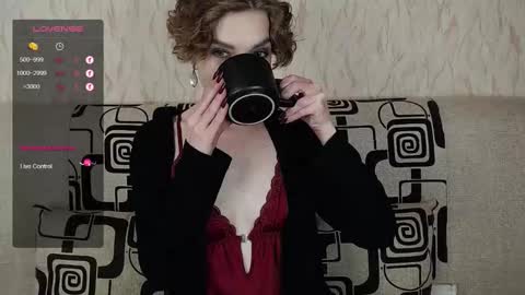 Tina online show from October 10, 2025, 5:06 am