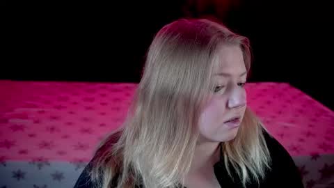 TinkerrBelll online show from December 13, 2025, 8:36 pm