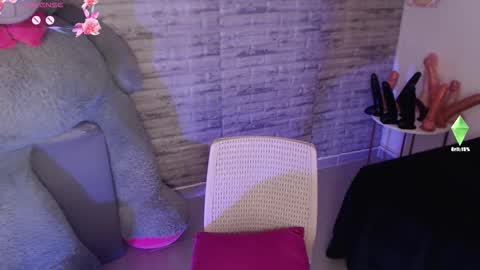 Tinna Goddess online show from February 20, 2026, 3:23 pm