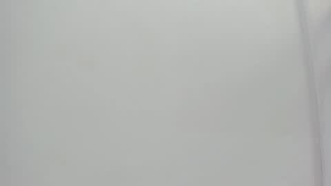 Snapshot of tinni_rosse chatting on November 29, 2025, 12:19 pm Tinni Rosse online show from November 29, 2025, 12:19 pm