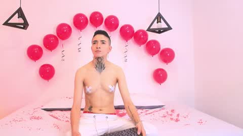 TINNY AND CANDY online show from February 14, 2025, 1:51 pm