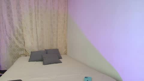 TINNY AND CANDY online show from April 5, 2026, 11:29 am