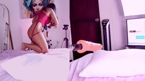 Hey Im Annie  online show from April 2, 2026, 9:01 pm