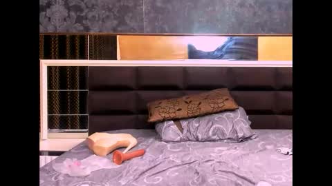 Millie online show from November 9, 2025, 7:17 am