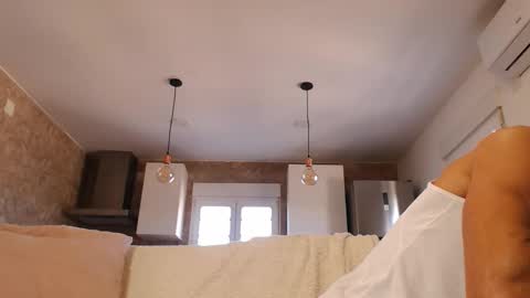 tinoclandestino online show from November 16, 2025, 10:10 am