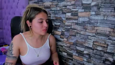 tiny online show from December 19, 2024, 10:02 am