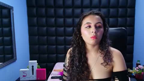 tiny online show from November 28, 2025, 3:20 am