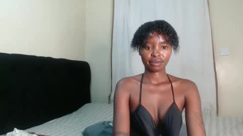 tiny_spoiler online show from December 16, 2024, 3:32 pm