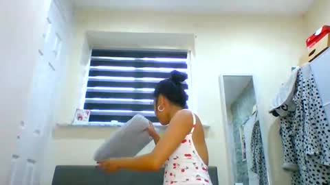 Snapshot of tinyasian911718 chatting on January 20, 2025, 12:49 pm Tinyasian911718 sweetinyasian instagram online show from January 20, 2025, 12:49 pm