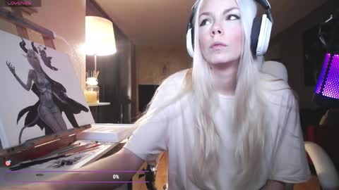 stage Kylie Sinner  brand CLITBAIT online show from April 1, 2026, 7:09 am