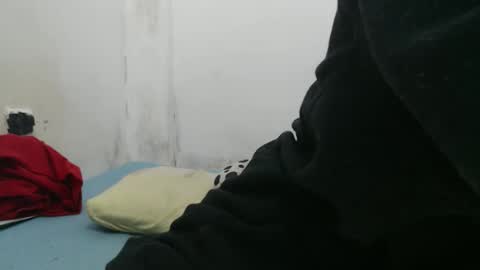 tinyslut66 online show from October 17, 2025, 9:45 am