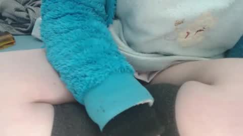 tinyslut66 online show from December 13, 2025, 7:53 pm