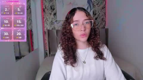 tinysophi online show from June 7, 2026, 2:21 pm