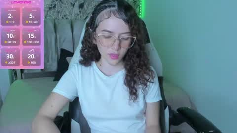 tinysophi online show from June 10, 2026, 3:55 pm