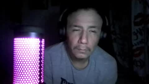 tinywolf0009 online show from May 9, 2026, 8:30 am