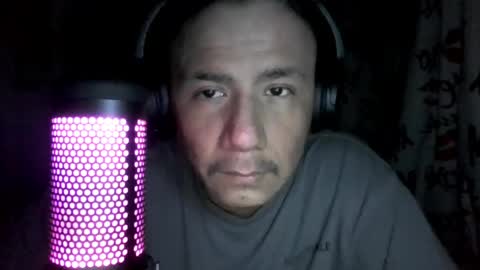 tinywolf0009 online show from May 10, 2026, 9:03 am