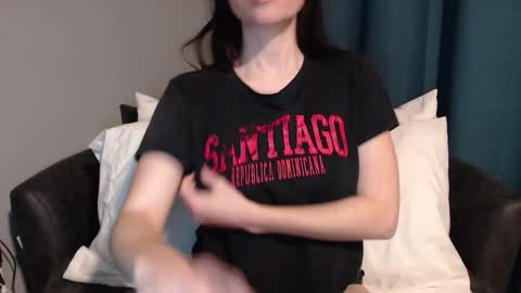 TinyyTina online show from December 16, 2024, 7:26 am