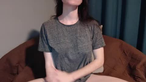 TinyyTina online show from October 7, 2025, 6:54 am