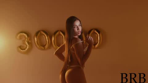 Snapshot of tiphani_walker_ chatting on February 28, 2025, 4:43 am Tiphani Walker online show from February 28, 2025, 4:43 am