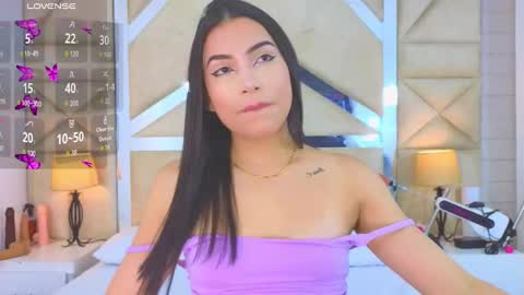 Snapshot of tiphani_walker_ chatting on September 14, 2025, 11:26 pm Tiphani Walker online show from September 14, 2025, 11:26 pm