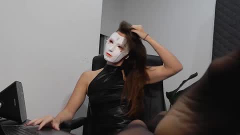 Tinks online show from February 20, 2026, 6:19 am