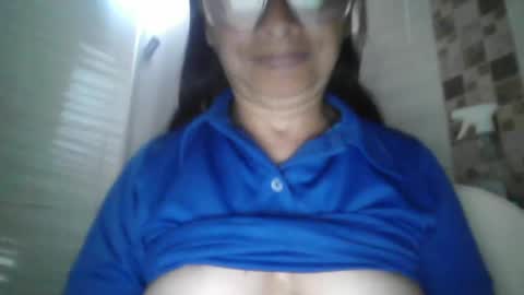 Ester online show from January 23, 2025, 10:54 pm