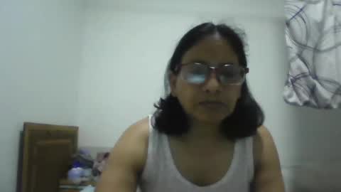 Ester online show from November 16, 2025, 2:28 am