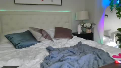 tittee mcgee online show from March 8, 2025, 12:44 am