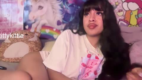 HOTTIE4U online show from January 13, 2026, 4:51 am