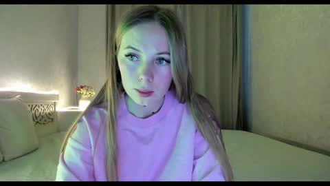 Snapshot of tixxxy chatting on December 9, 2024, 12:19 pm Maria online show from December 9, 2024, 12:19 pm
