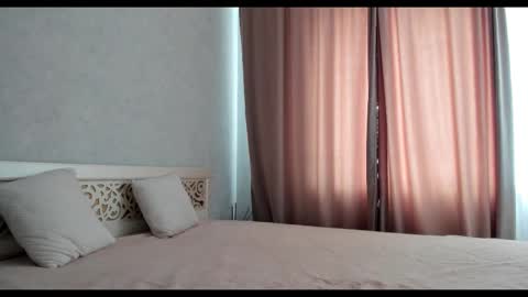 Snapshot of tixxxy chatting on October 1, 2025, 9:26 am Maria online show from October 1, 2025, 9:26 am