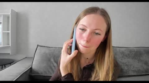 Snapshot of tixxxy chatting on May 1, 2026, 8:41 am Maria online show from May 1, 2026, 8:41 am