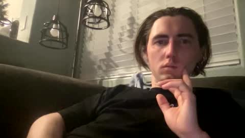 tlayne410 online show from April 13, 2026, 8:20 am