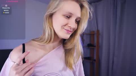 Mary online show from November 1, 2025, 6:04 am