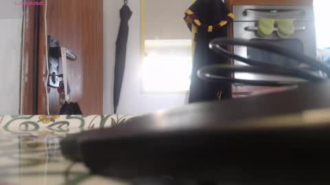 Snapshot of todd_dantes chatting on February 5, 2025, 9:46 am Todd online show from February 5, 2025, 9:46 am