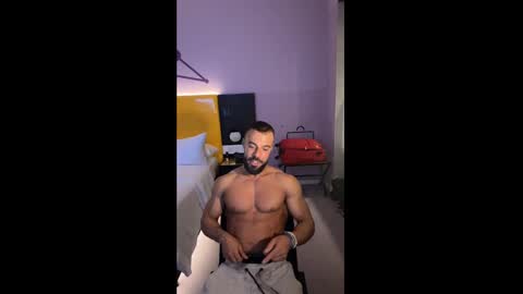 Snapshot of todd_dantes chatting on February 22, 2025, 4:40 am Todd online show from February 22, 2025, 4:40 am