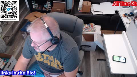 Snapshot of toddbator chatting on December 2, 2024, 5:59 pm Todd Bator online show from December 2, 2024, 5:59 pm